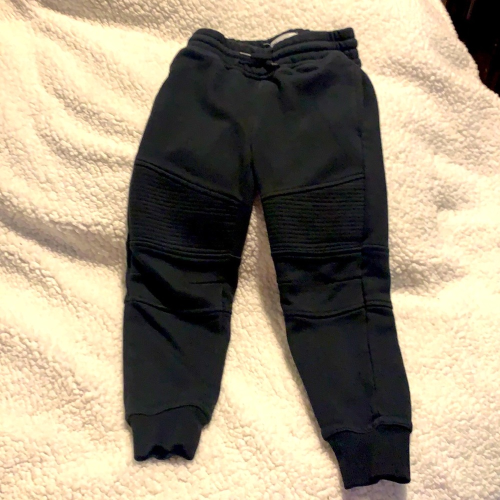 3T EPIC THREADS Sweatpants / Joggers Black